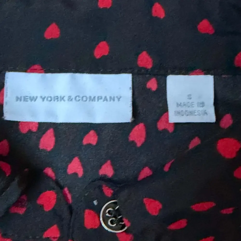 New York & Co Black Shirt Dress Red Hearts, 3/4 Sleeve, & Belt Valentine’s ~ Sm - Picture 4 of 7